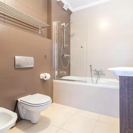 公寓 Vilamoura Marina Stunning Duplex With Pool
